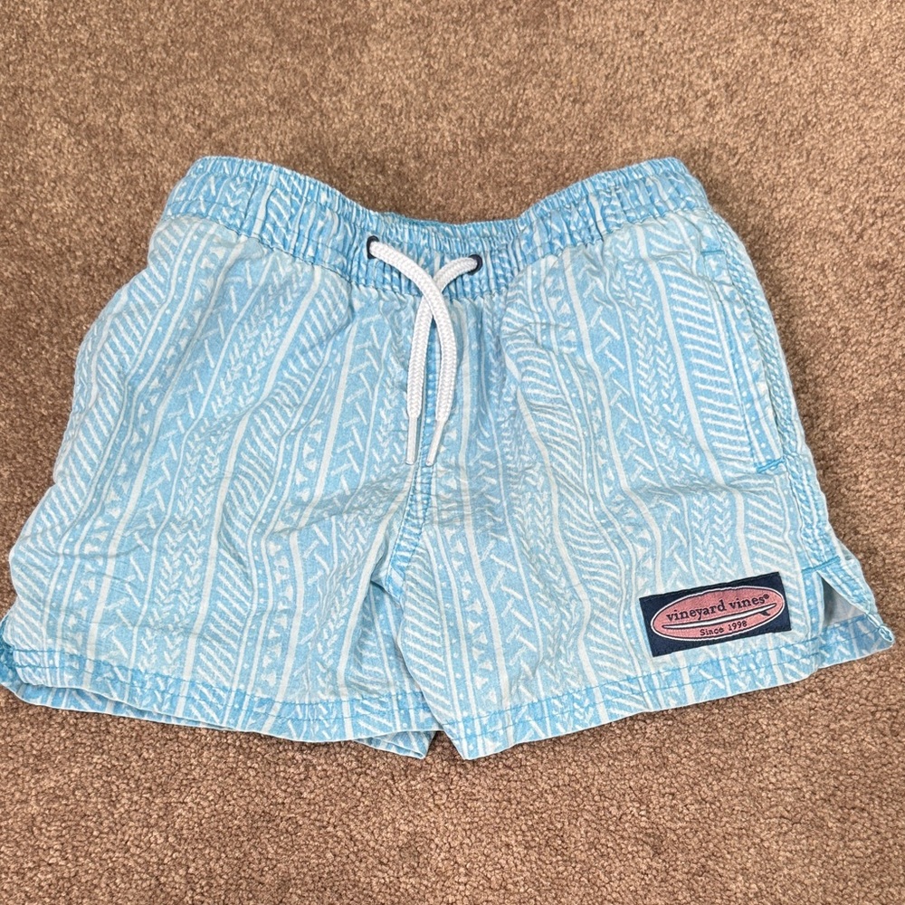 Vineyard Vines 4T swim trunks